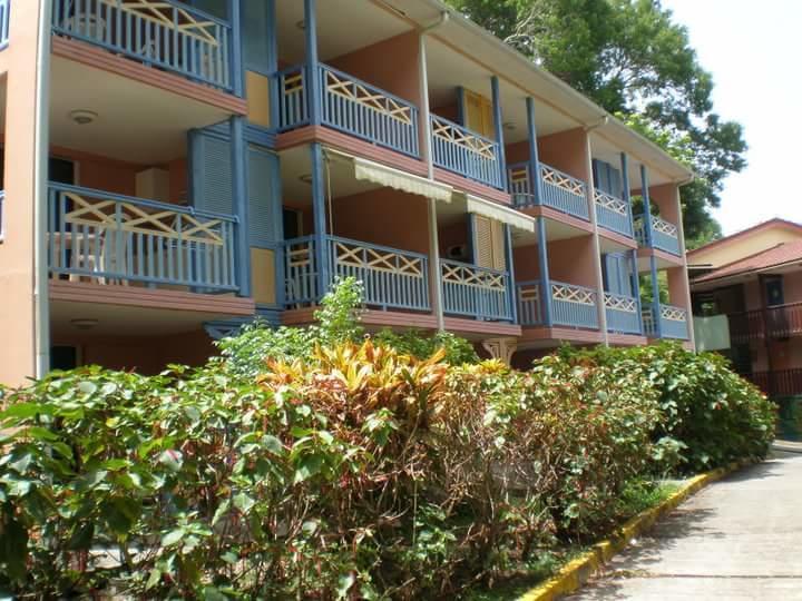 Chez Chrys Apartment Sainte-Anne Exterior foto